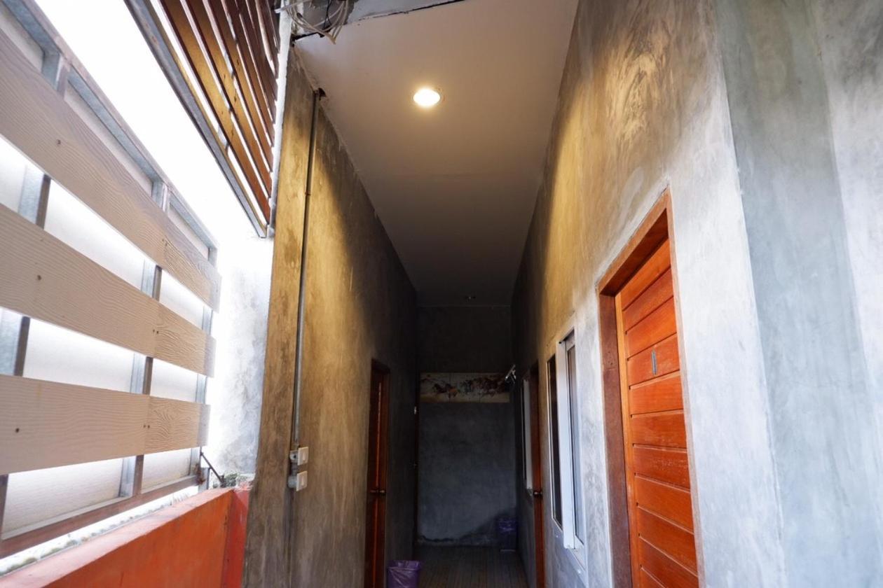 Bigboss Hostel Тонгсала Екстер'єр фото